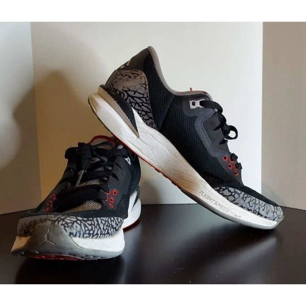 Jordan Zoom Tenacity 88 'Black Cement' 2018 Size 9.5 Sneakers AV5878-002 - Picture 3 of 9